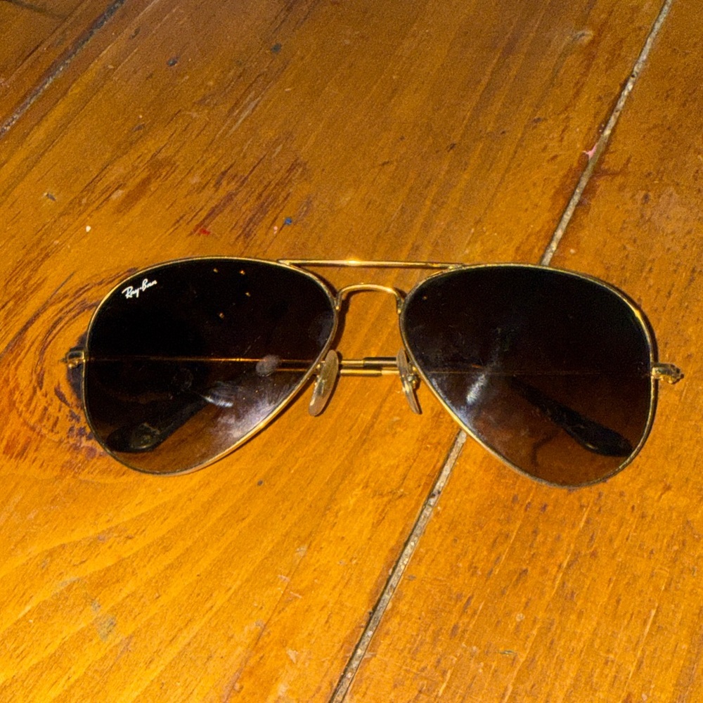 Ray-Ban Black and Gold Aviator Sunglasses
